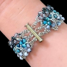 Mosaic Lace Cuff - Seafoam