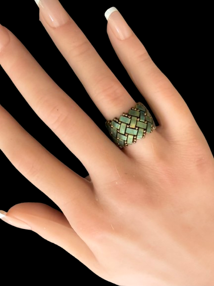 Herringbone Ring – Patina
