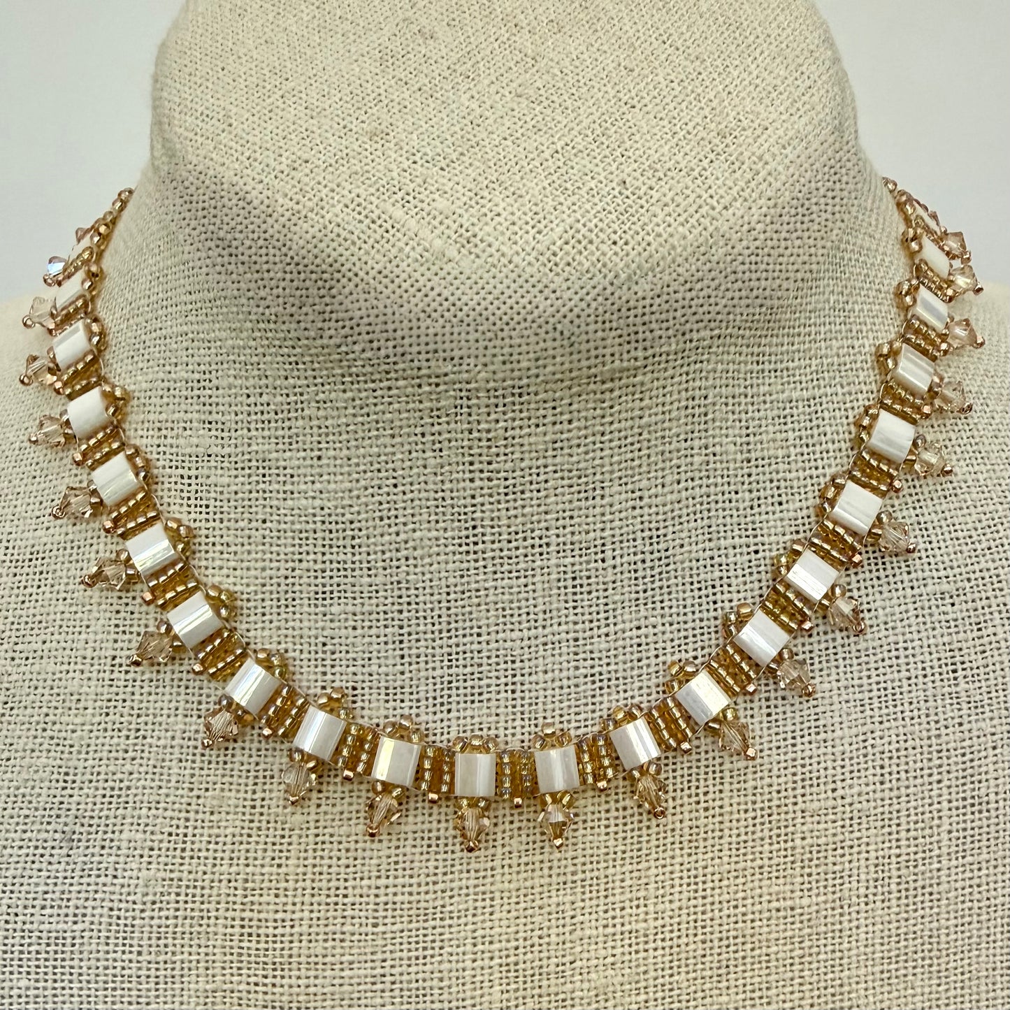 Signature - Golden Pearl