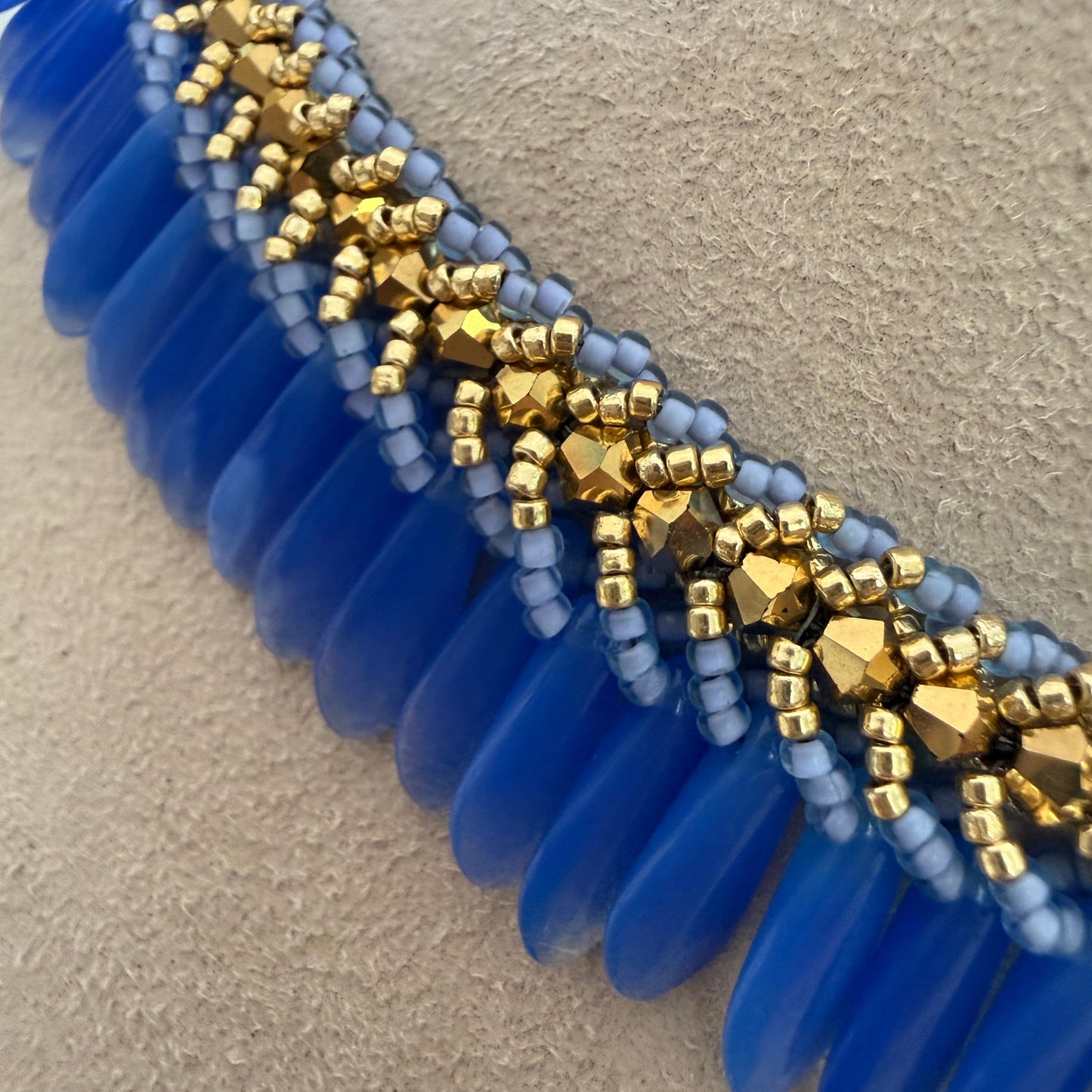 Empress - Sapphire Opaline Blue